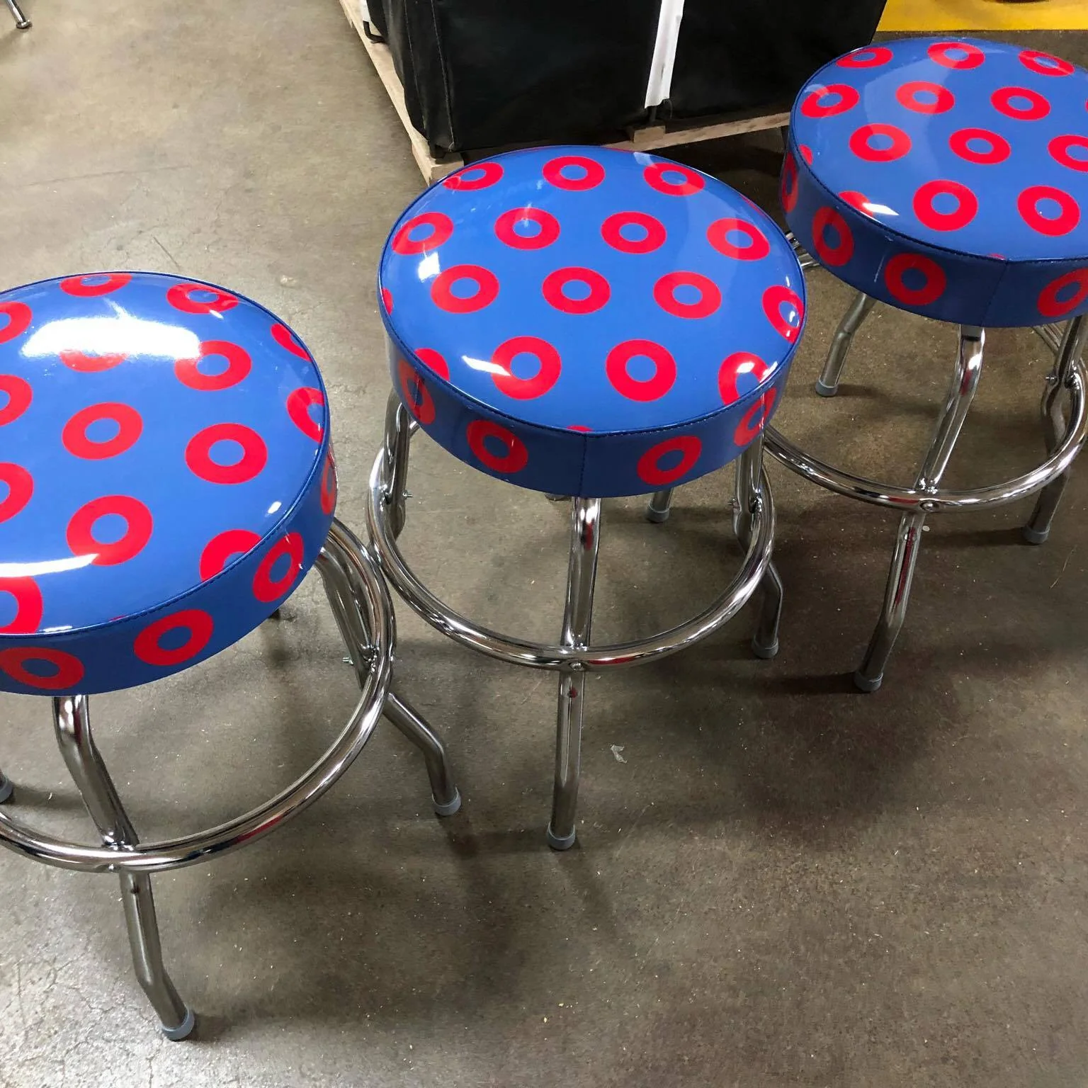 Donut Bar Stool - Blue with Red Donuts - Image 5